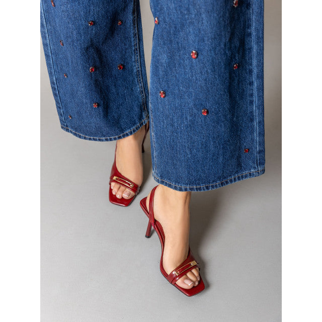 Sandales à Talon "Slingback" – Élégance Minimaliste