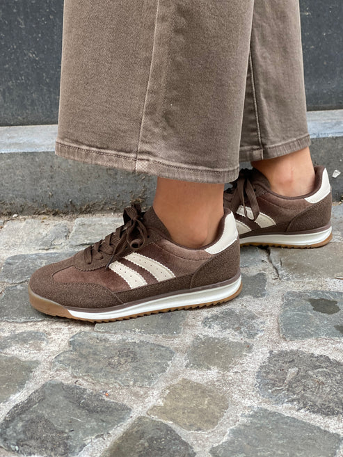 Baskets en suédine et toile