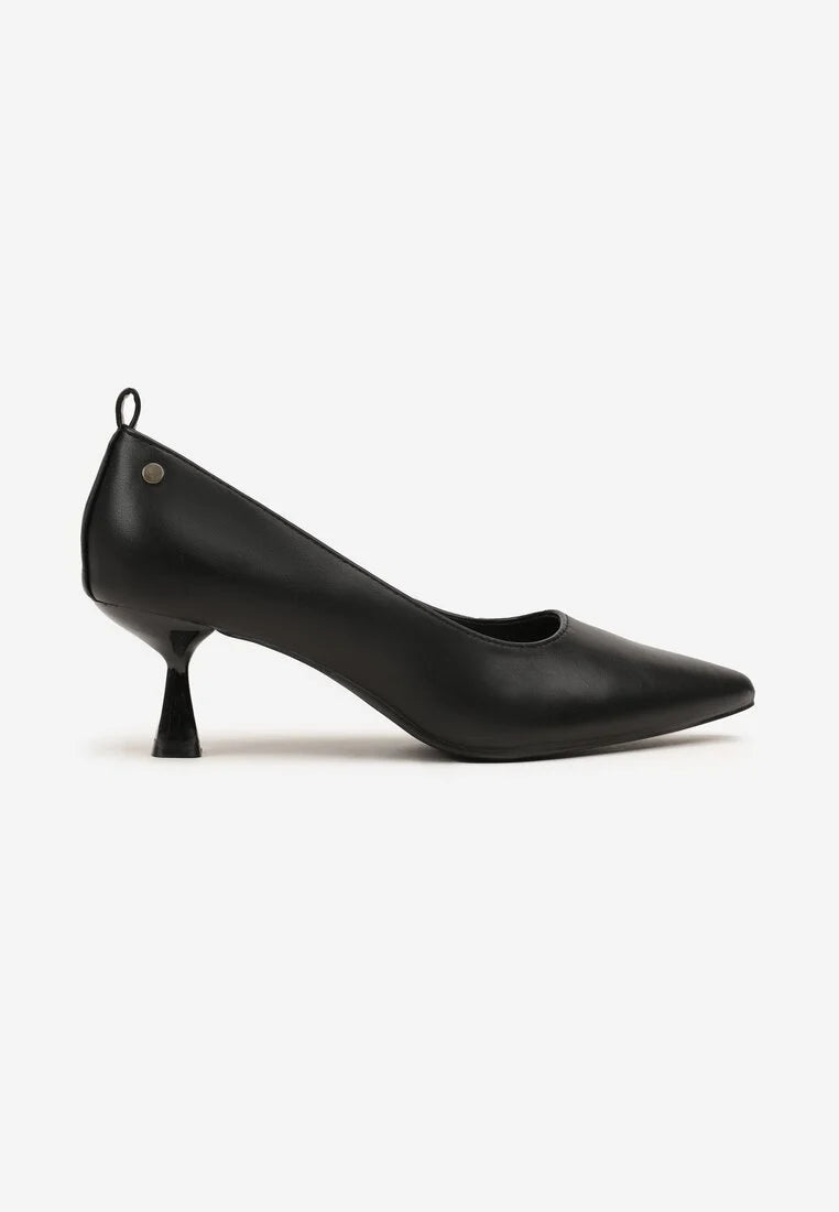 Escarpins noirs à talon canard dans un style Lanivre classique