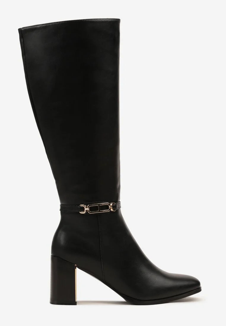 Bottines  avec applications décoratives sur la tige