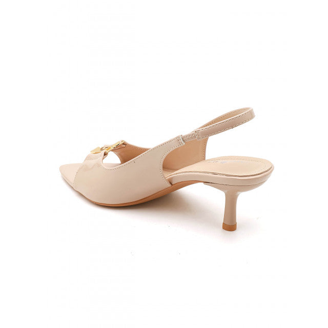 Escarpins Slingback à Bout Pointu – Élégance Vernie