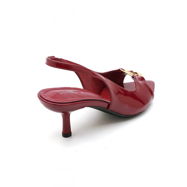 Escarpins Slingback à Bout Pointu – Élégance Vernie