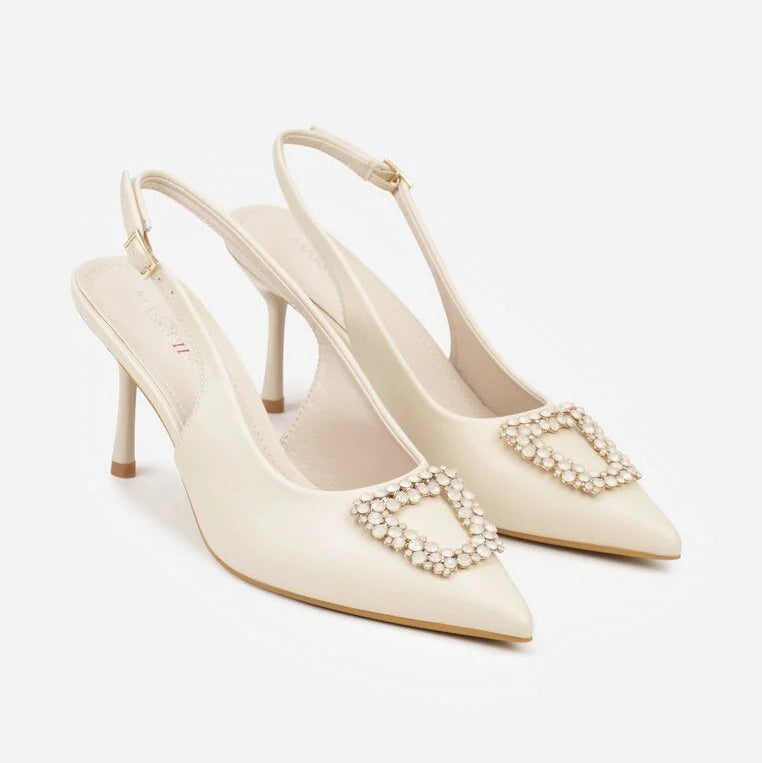 Escarpin à talons hauts avec boucle en zircon cubique en forme d'étoile