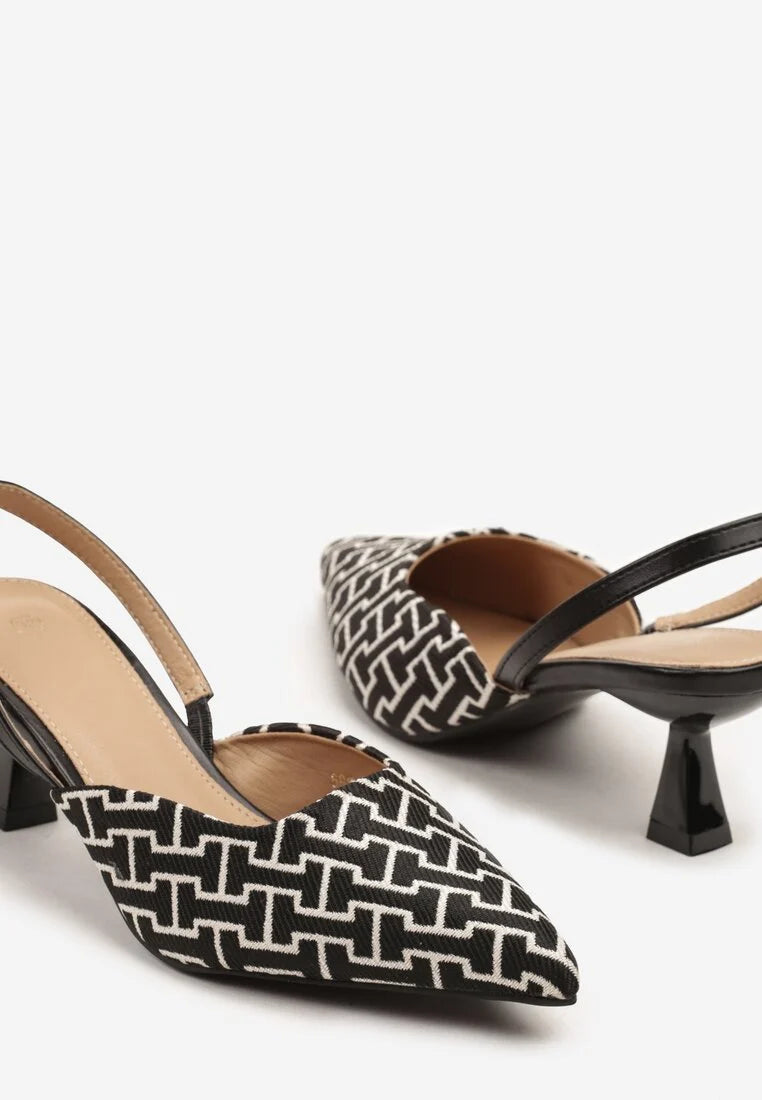 Escarpins à talons et à motifs géométriques
