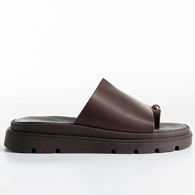 Sandale minimalistes à semelle épaisse et détail bijou