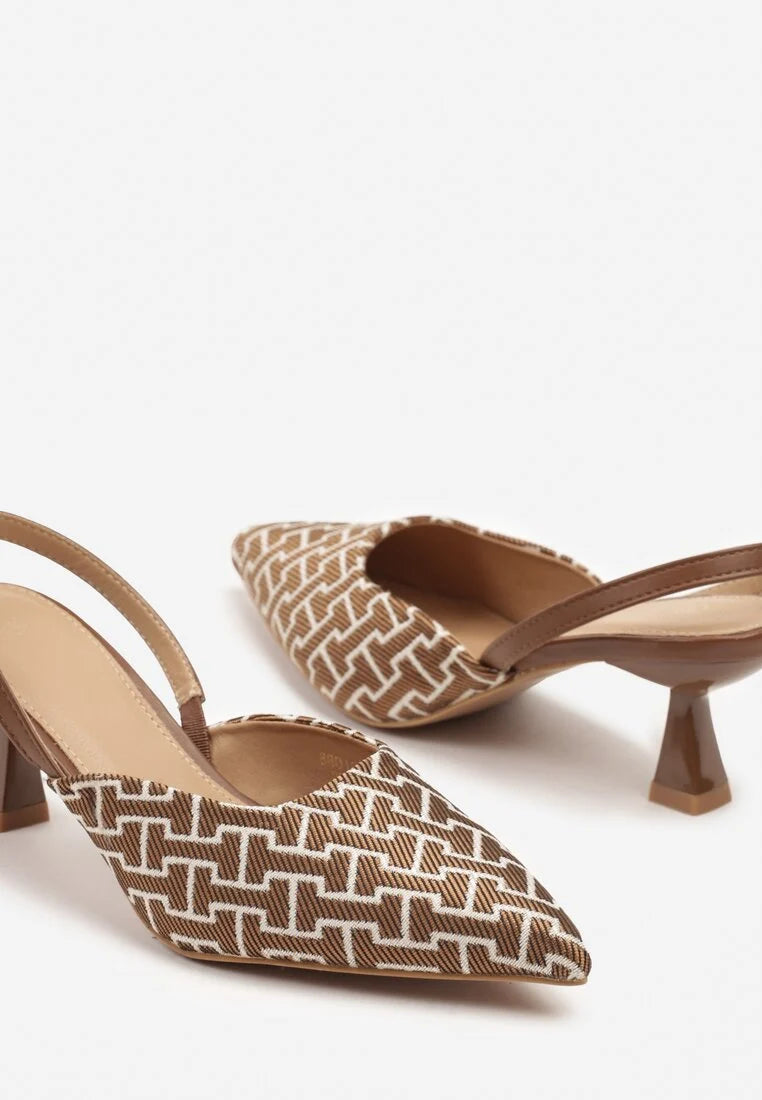 Escarpins à talons et à motifs géométriques