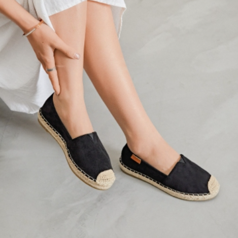 Espadrilles femme tendance en suédine avec bout corde tressée