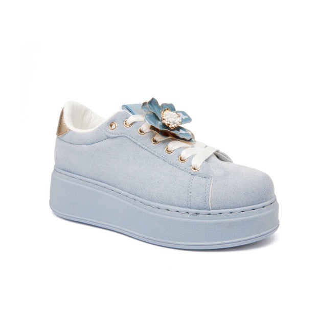 Baskets avec détails décoratifs