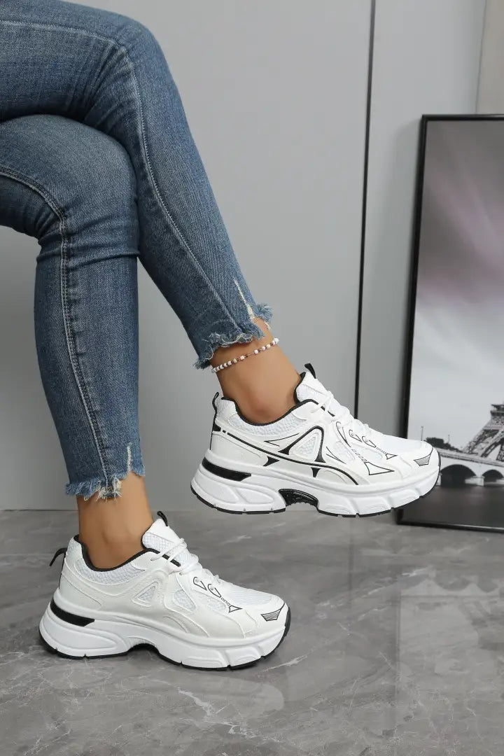 Baskets avec une semelle épaisse