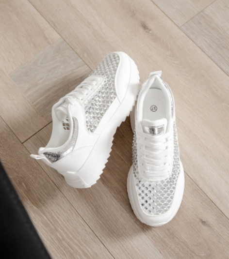 Baskets ajourées à strass