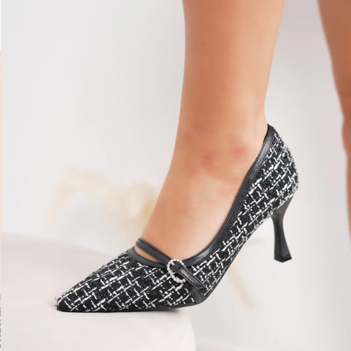 Escarpins femme élégants en tweed avec boucle strassée