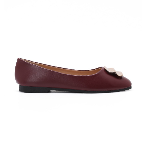 Ballerines à détail métallique