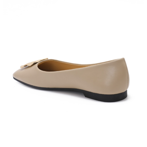 Ballerines à détail métallique