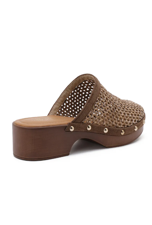 Sabots en Cuir Tressé