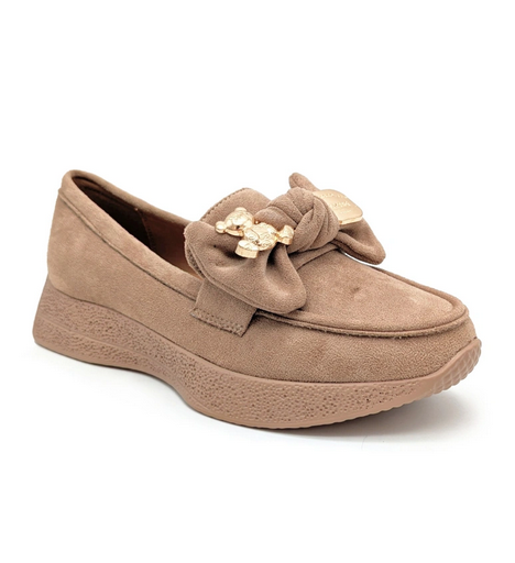 Mocassins en daim mignons