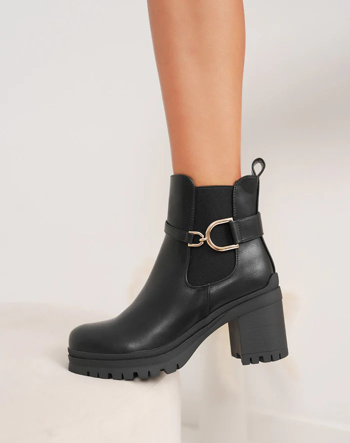 Demi bottes à talon moyen et boucle dorée