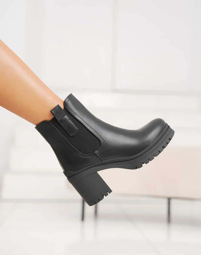 Demi Botte à talon carré fourrée