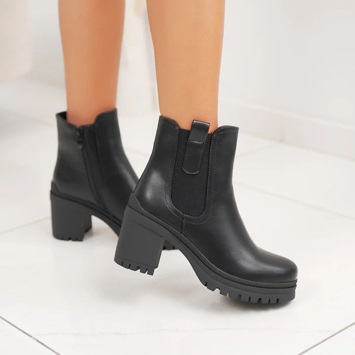 Demi Botte à talon carré fourrée