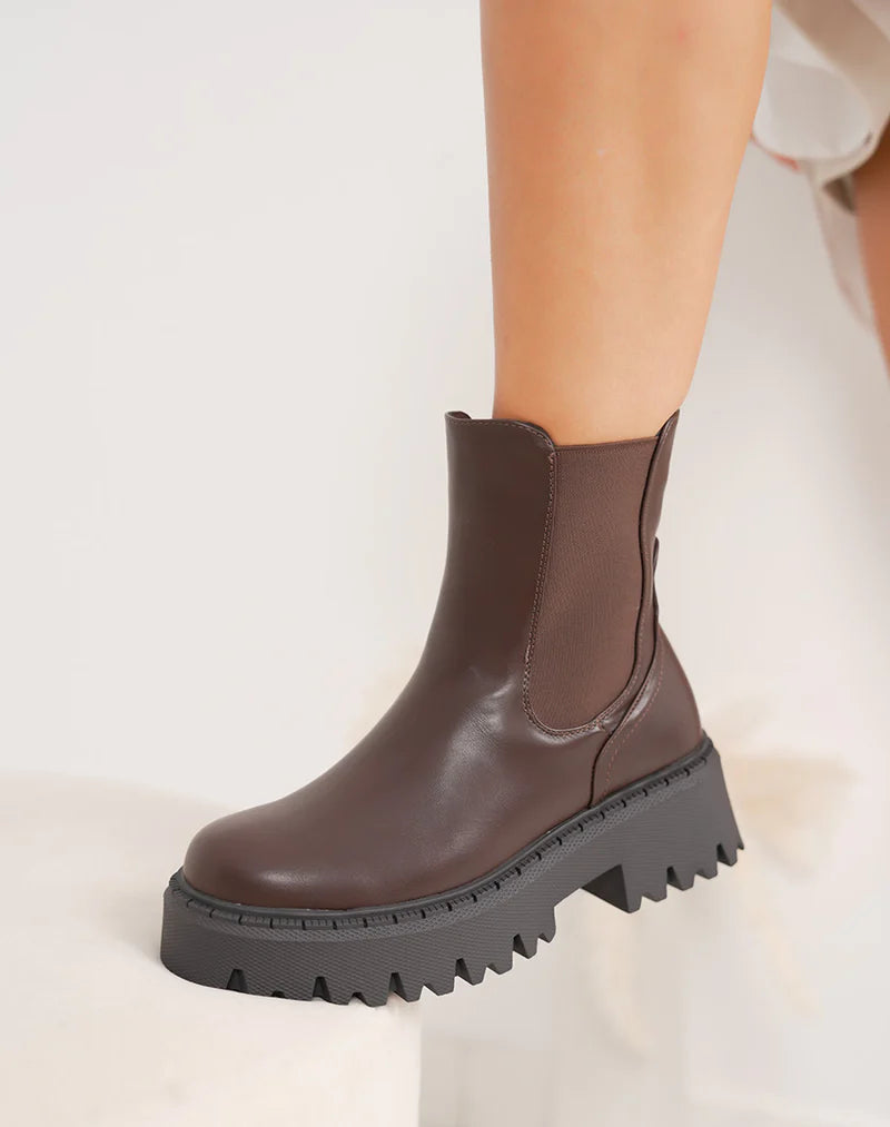 Brodequin femme style à plateforme crantée et intérieur fourré