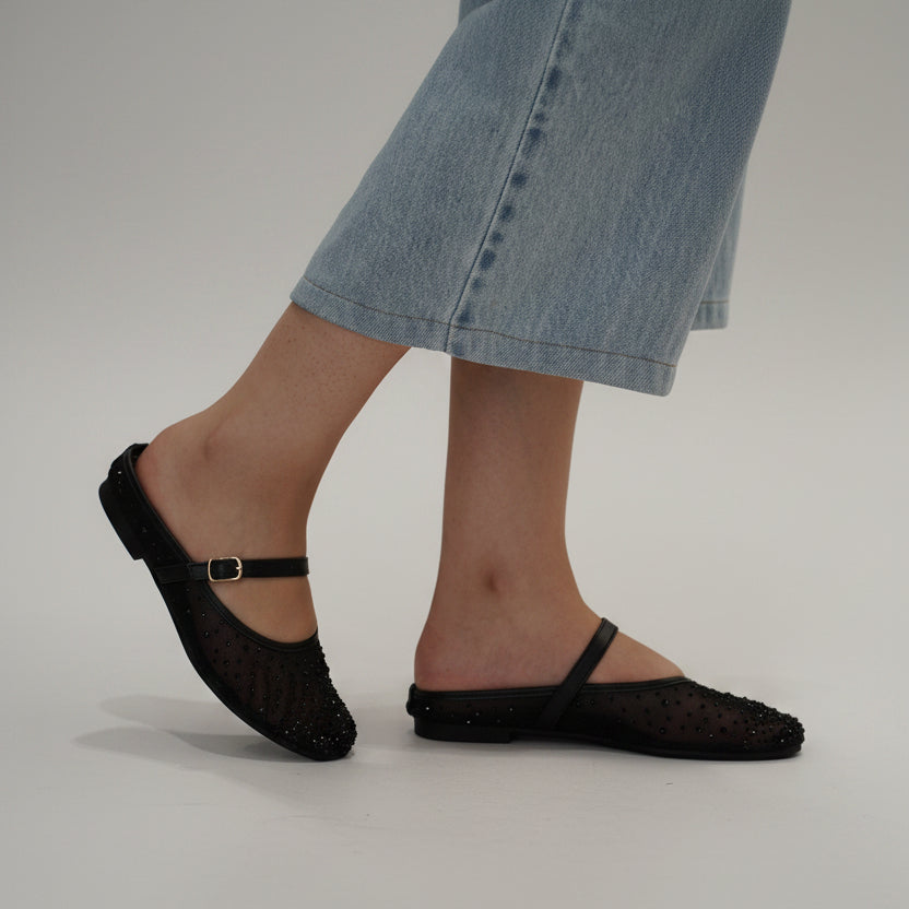 Ballerine silhouette