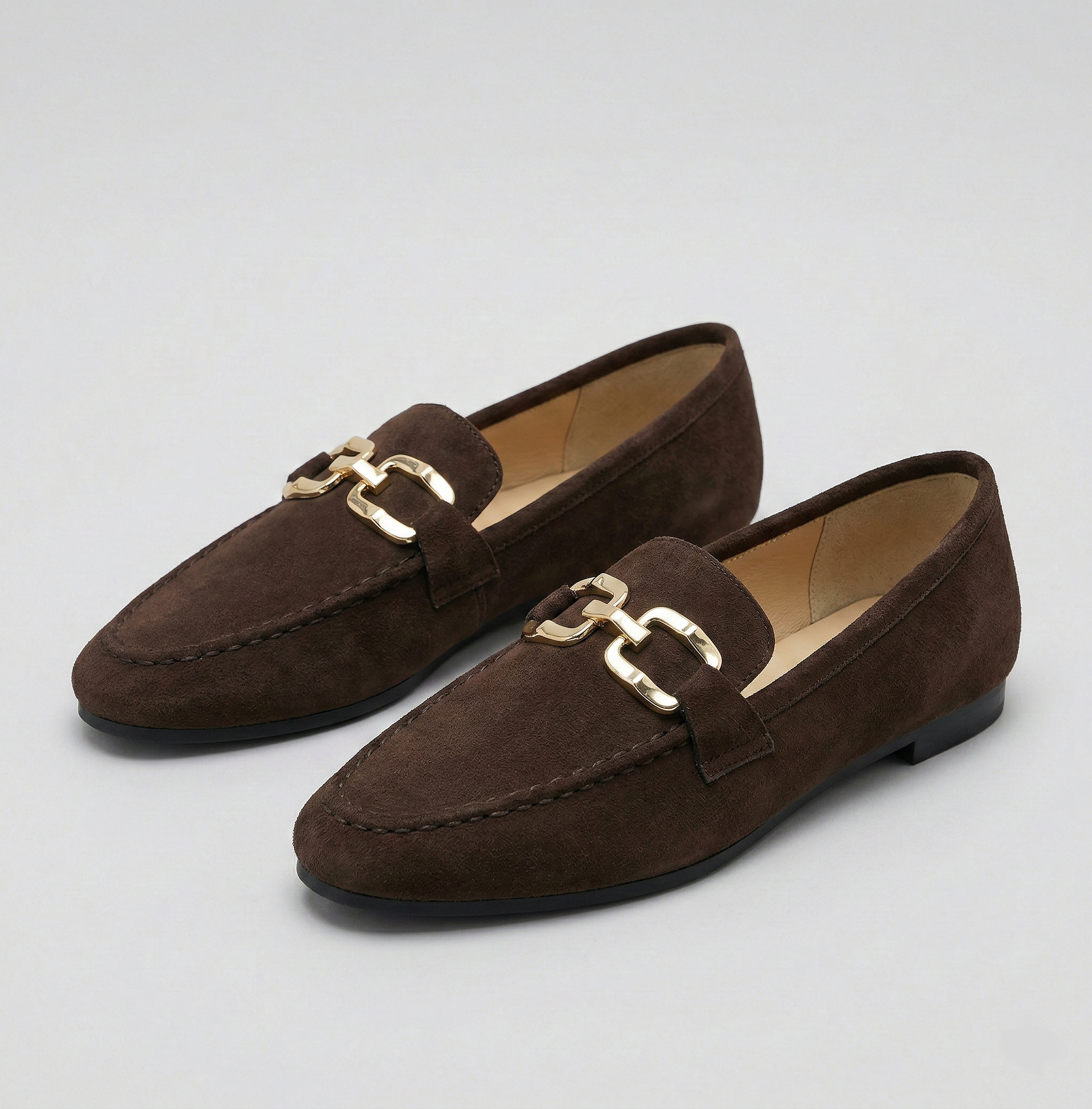 Mocassins en Suédine– Douceur et Sophistication