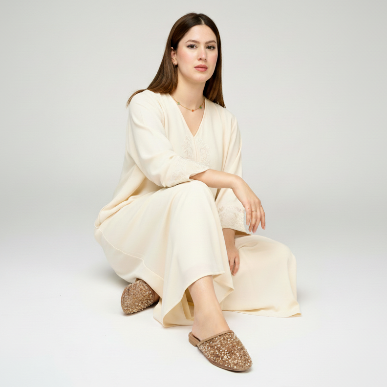 Babouche plate à tige pailletée et perlée