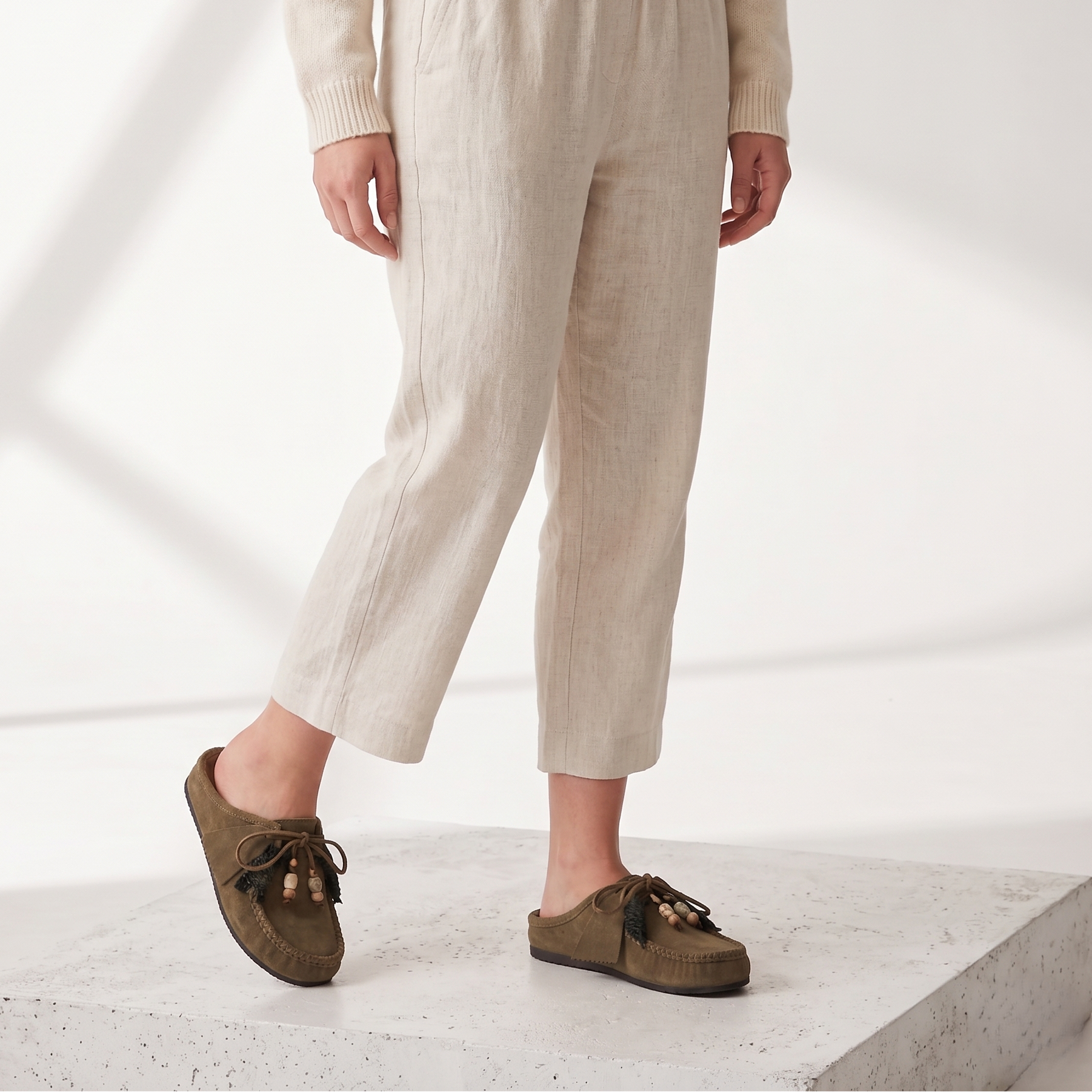 Mule Style MOC Suede – Confort Bohème & Détails Artisanaux