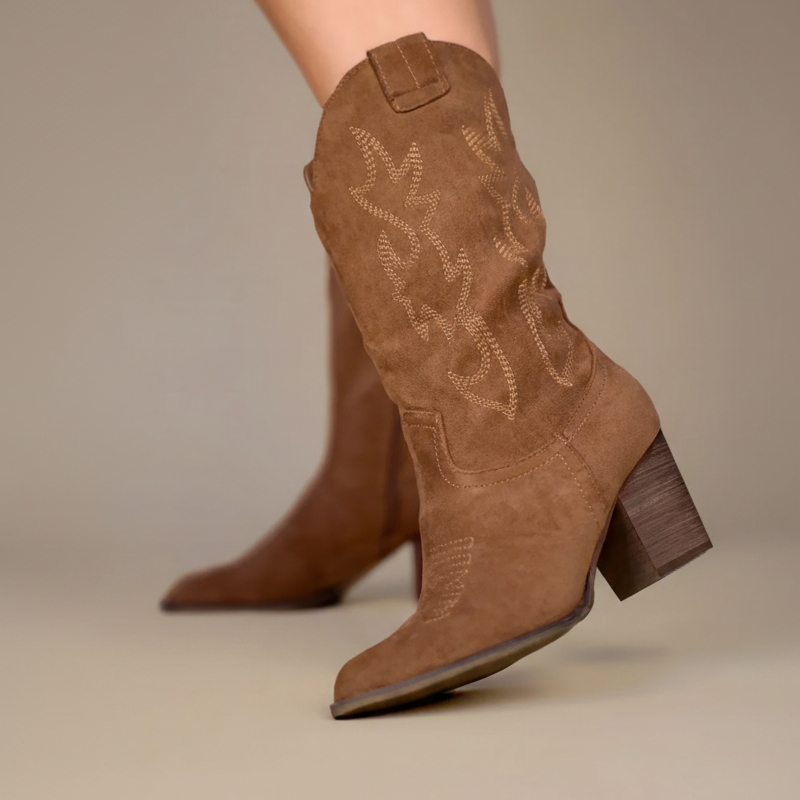 bottes cowboy mi-mollet à bout pointu