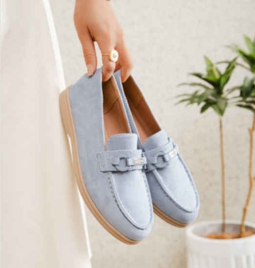 Mocassins à boucle décorative