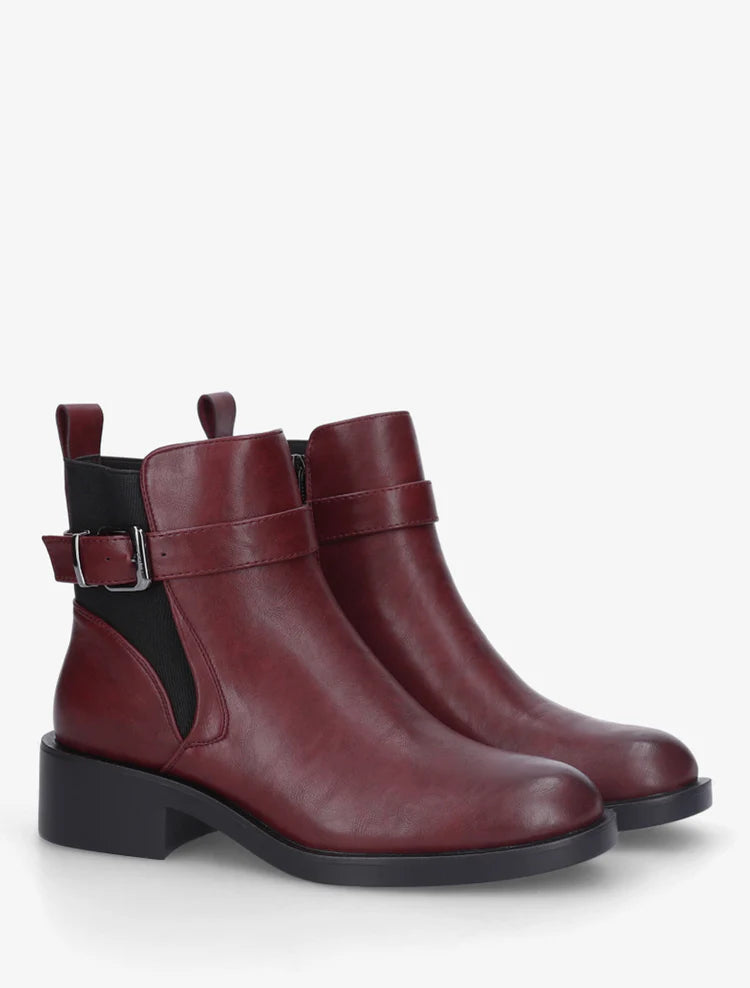 Bottines plates en simili