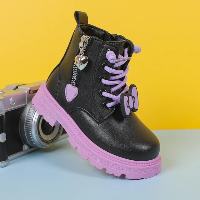 Bottes à motif de cœur avec nœud papillon pour enfants