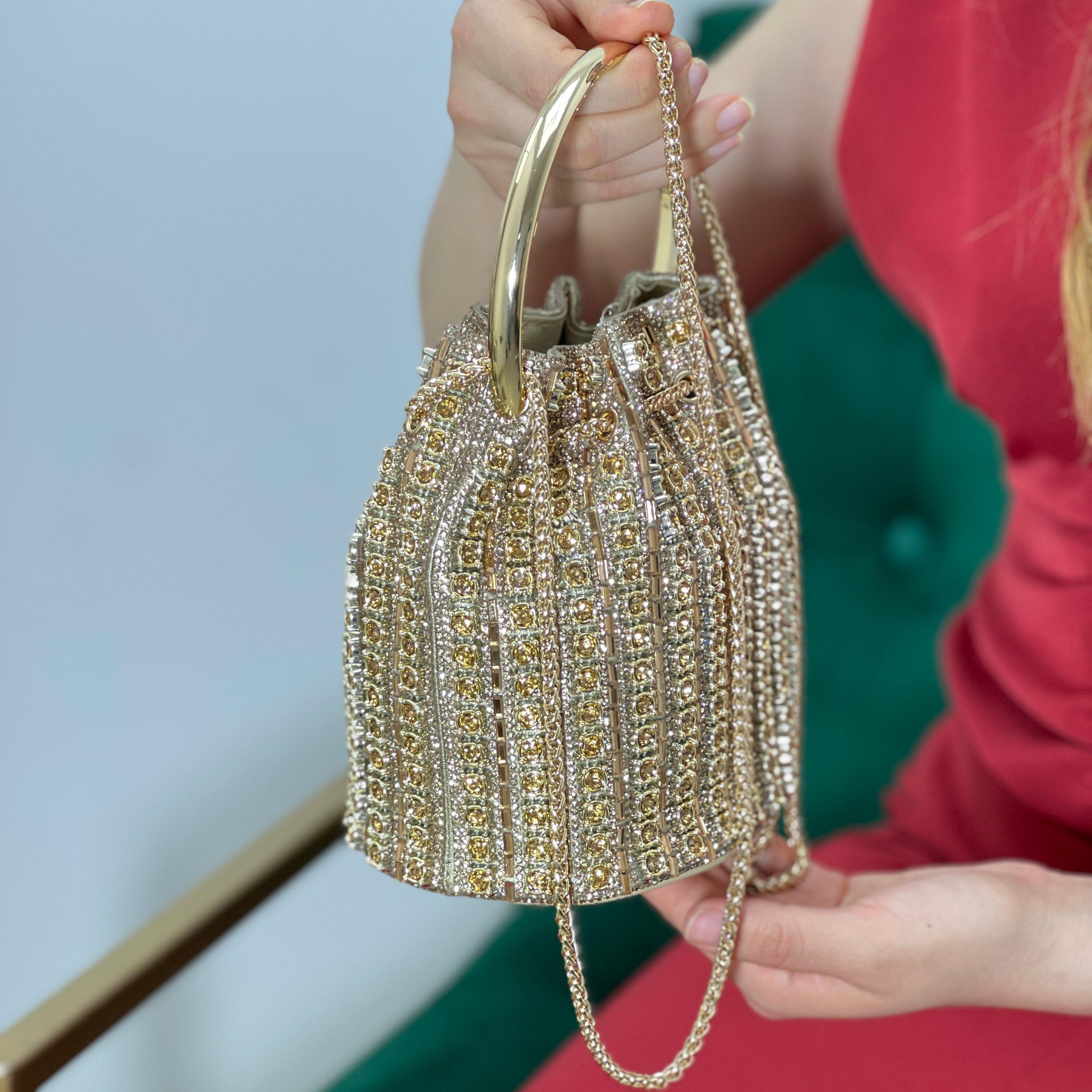 Petite pochette de soirée pour femme plein de diamants