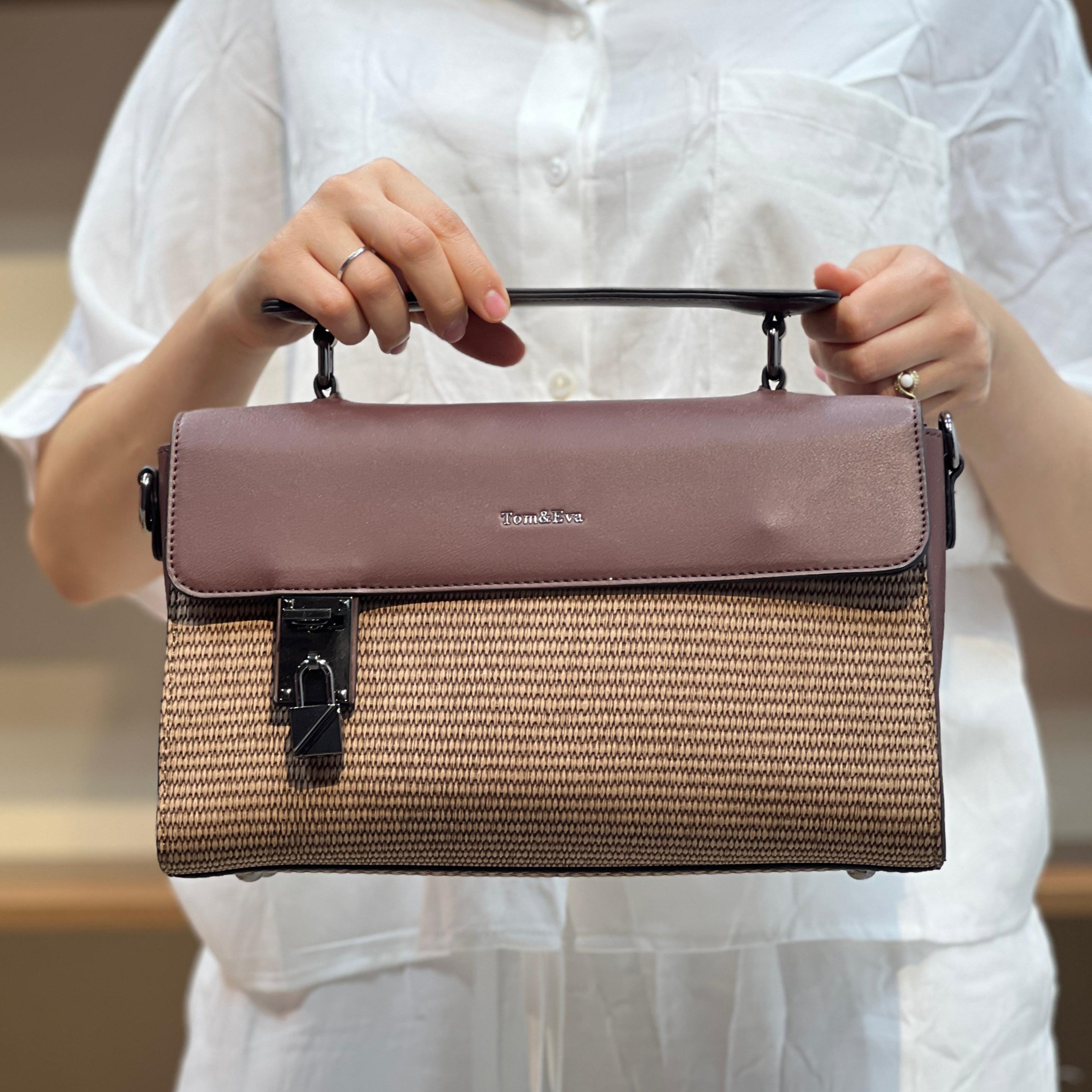 Sac à main élégant au design classique