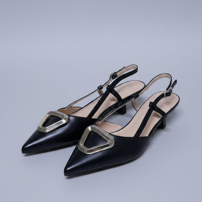 Escarpins Slingback Noirs à Boucle Triangulaire Dorée