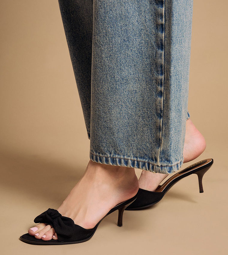 Mules à Talon Kitten et Nœud en Suédine