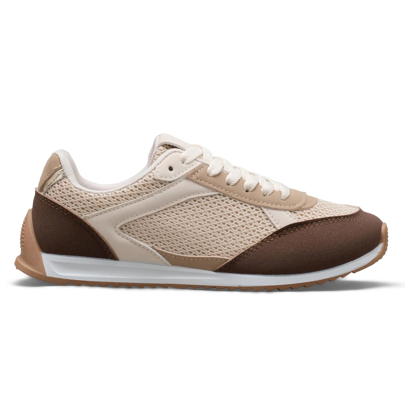 Baskets basiques avec une combinaison de matériaux