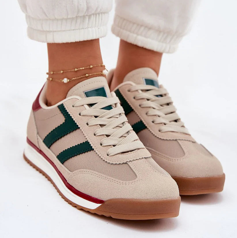 Basket de sport en cuir écologique