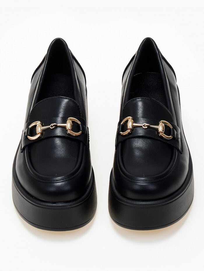 Mocassins à plateforme avec détails métalliques