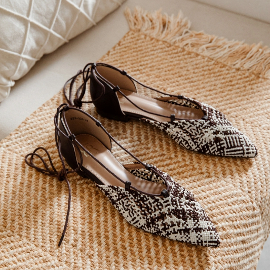 Ballerines à bout pointu au style délicat