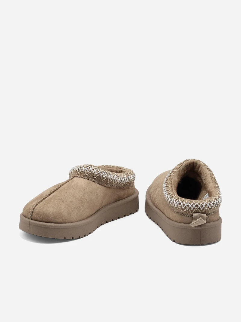 Sabots en suédine à broderies