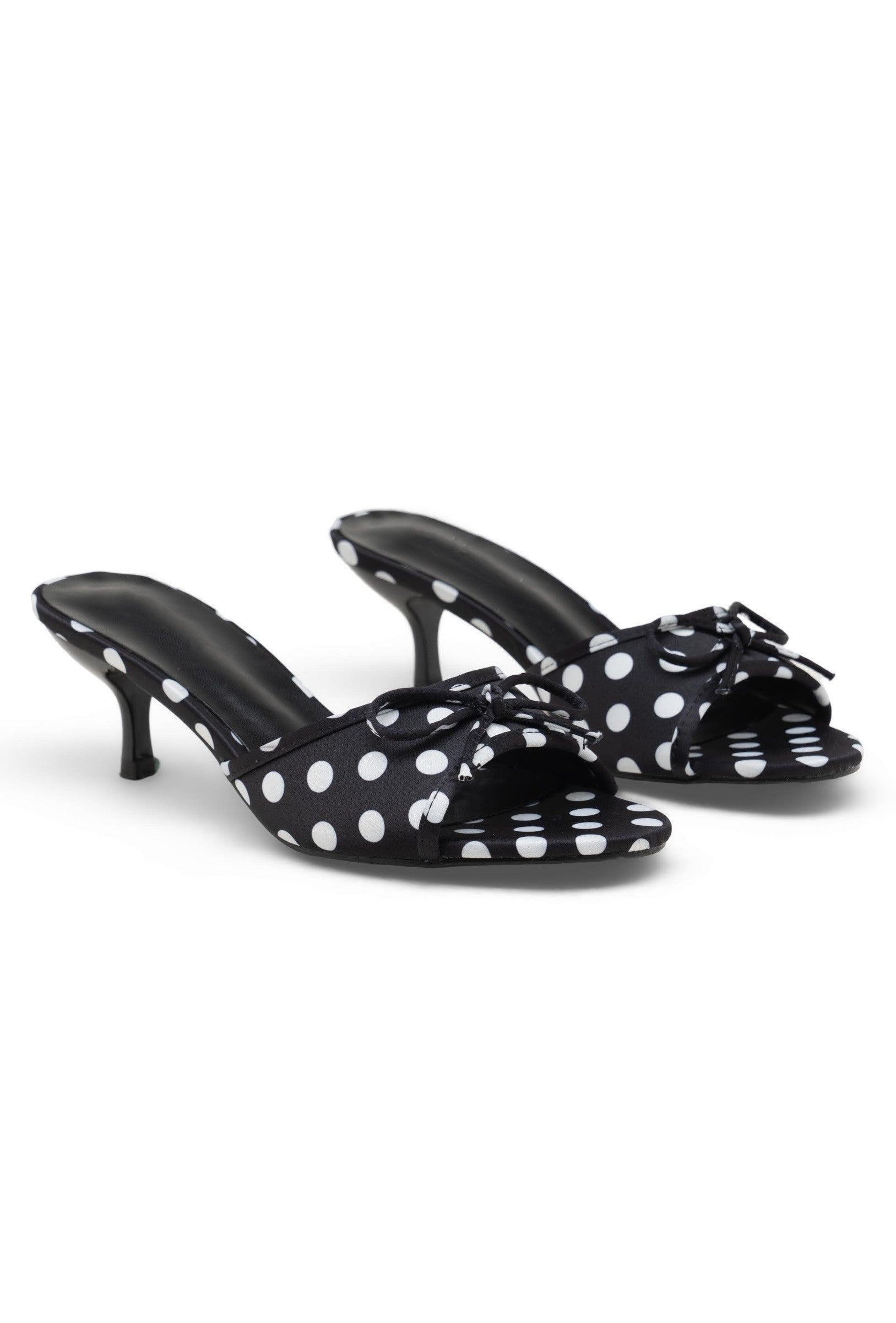 Sandales talons avec petit nœud