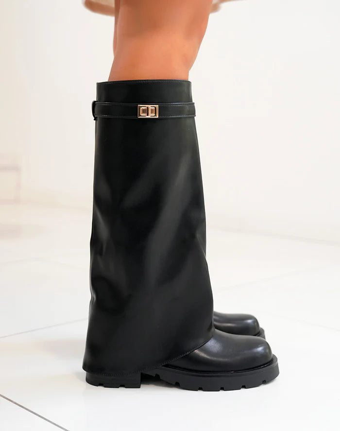 Bottes femme à revers avec détail doré et semelle crantée