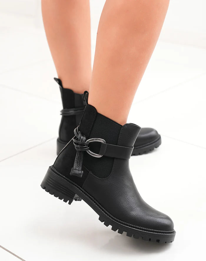 bottines avec sangle nouée