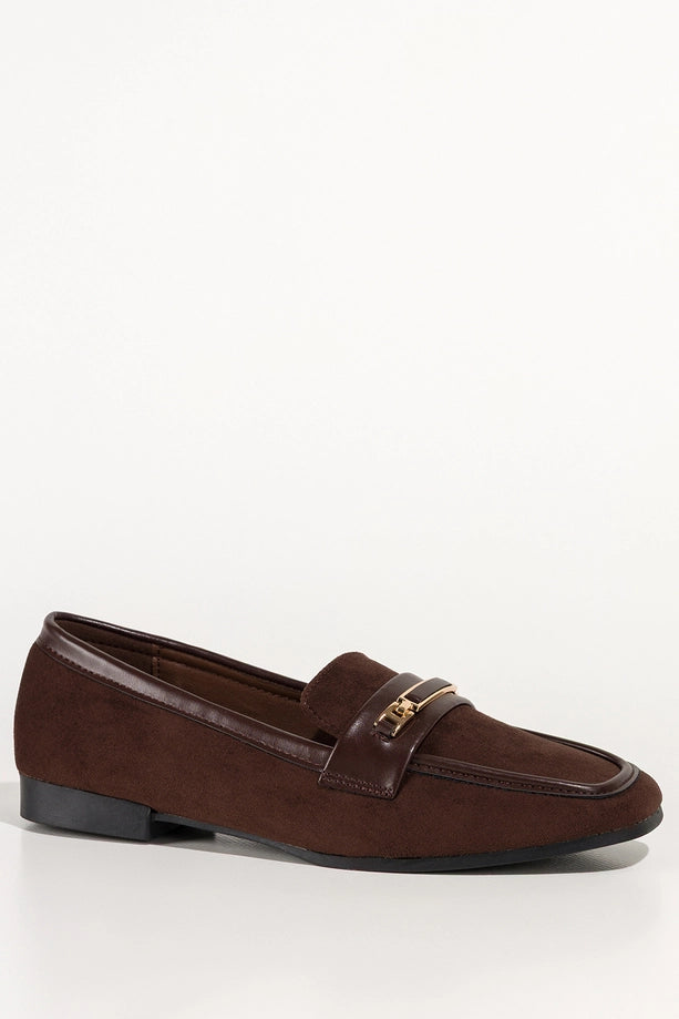 Mocassins en daim avec boucle discrète