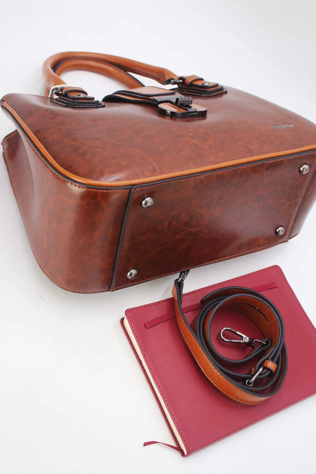 Sac à Main Femme Effet Vernis Style Vintage
