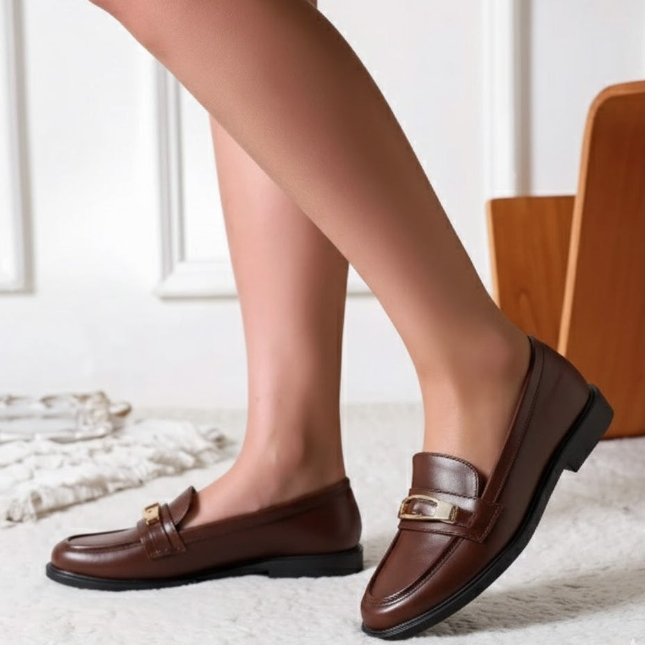 Mocassins avec boucle décorative