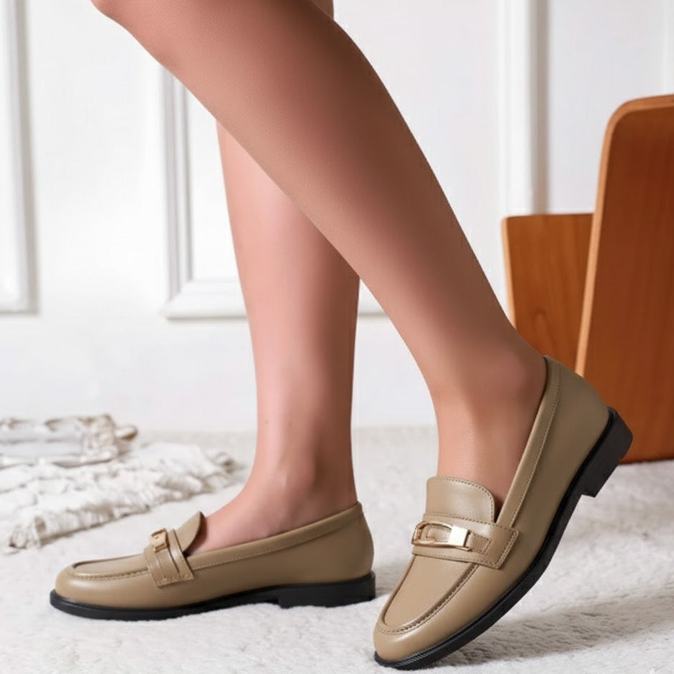 Mocassins avec boucle décorative