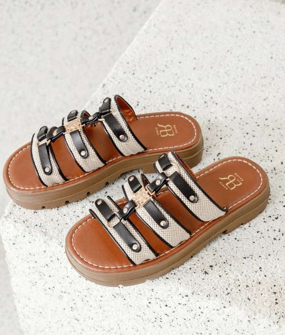 sandales plates pour femme avec brides